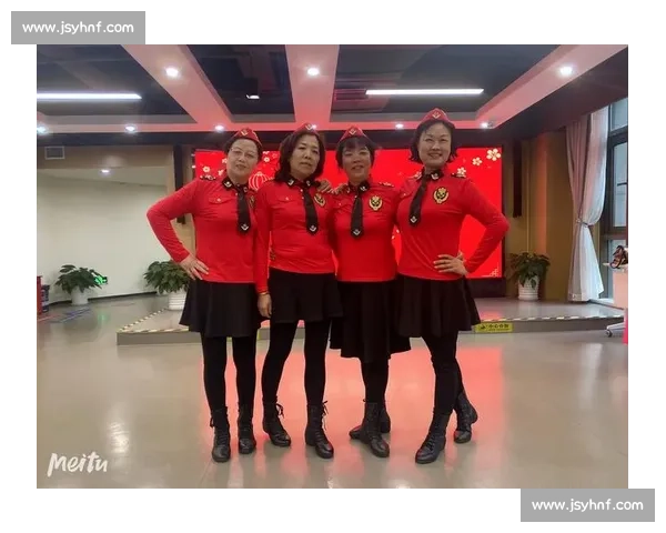 激情四溢的水兵舞竞技赛场展现青春风采与活力碰撞