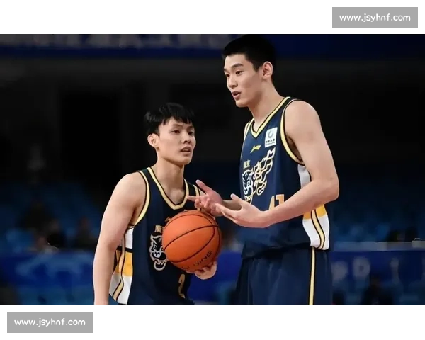 激烈对决全程直播：篮球比赛精彩瞬间不容错过，尽享激情时刻